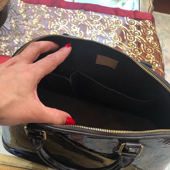 Louise Vuitton Alma - Picture 4 of 7